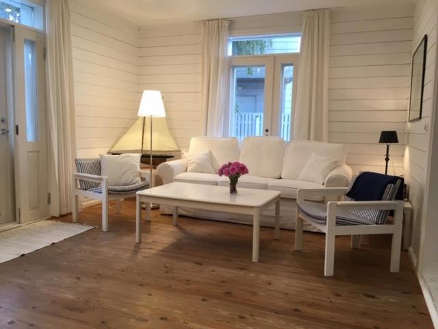 Villa Elisabeth Apartments Pärnu Extérieur photo